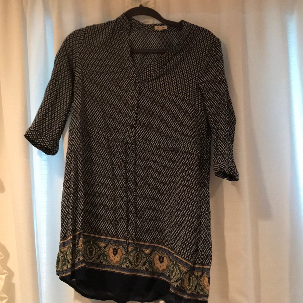Light weight dress (quarter sleeve)
